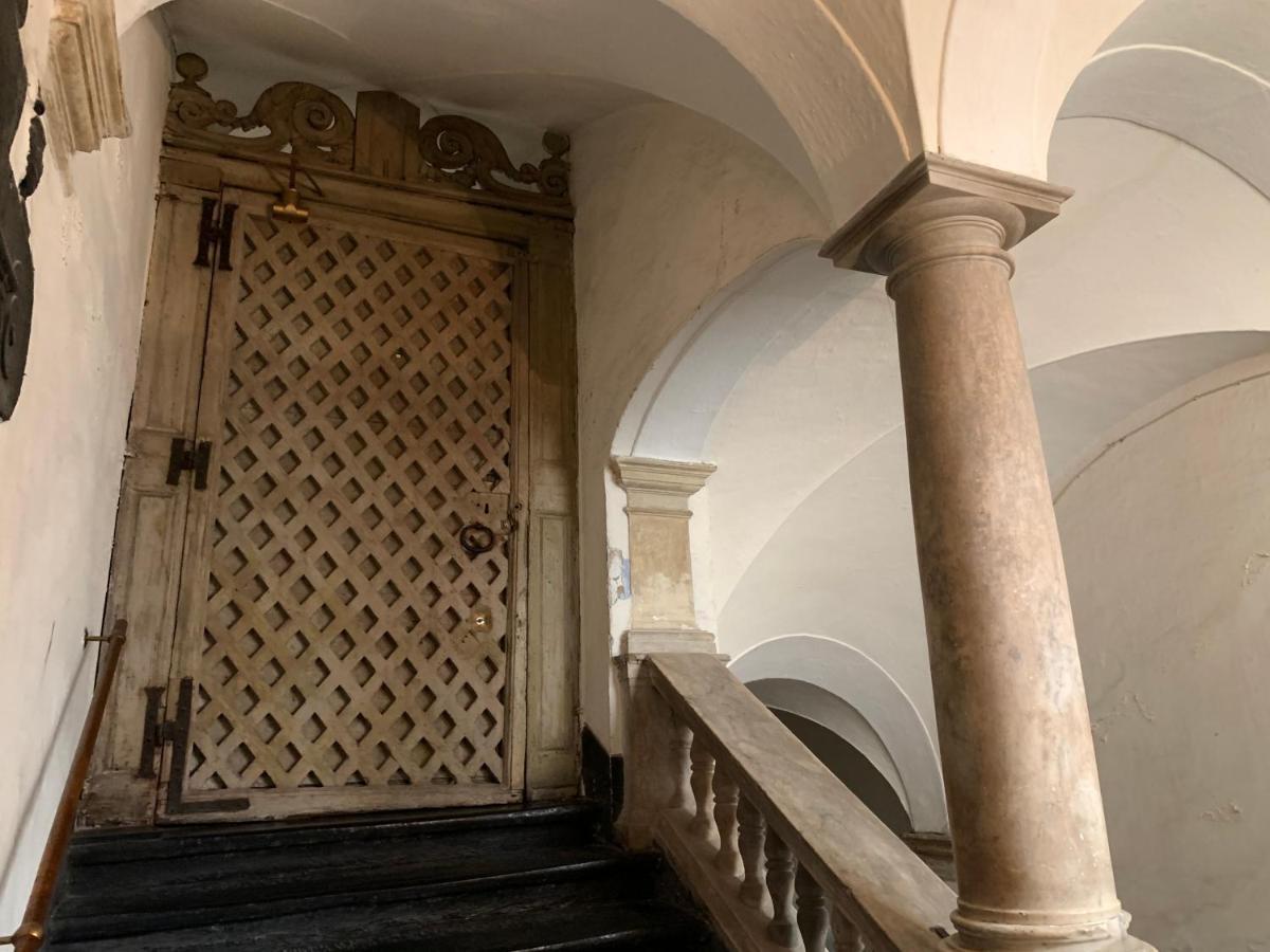 La Casa Di Titta By Holiday World Genoa Exterior photo